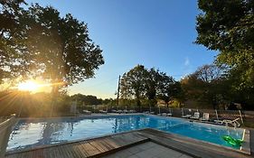 Gîte 4 personnes au cœur de la nature avec piscine